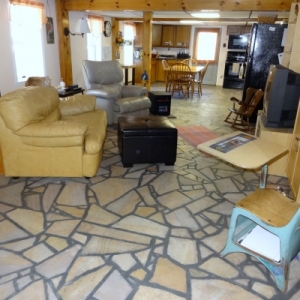 InteriorFlagstoneLivingRoom
